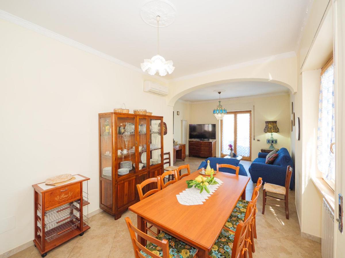 ARANCI 67 - convenient apartment in Sorrento centre Extérieur photo