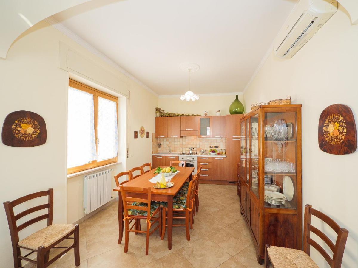 ARANCI 67 - convenient apartment in Sorrento centre Extérieur photo