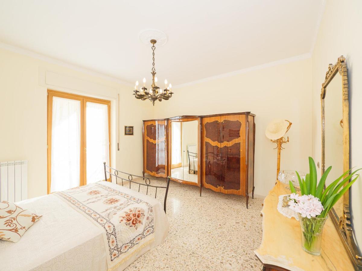 ARANCI 67 - convenient apartment in Sorrento centre Extérieur photo
