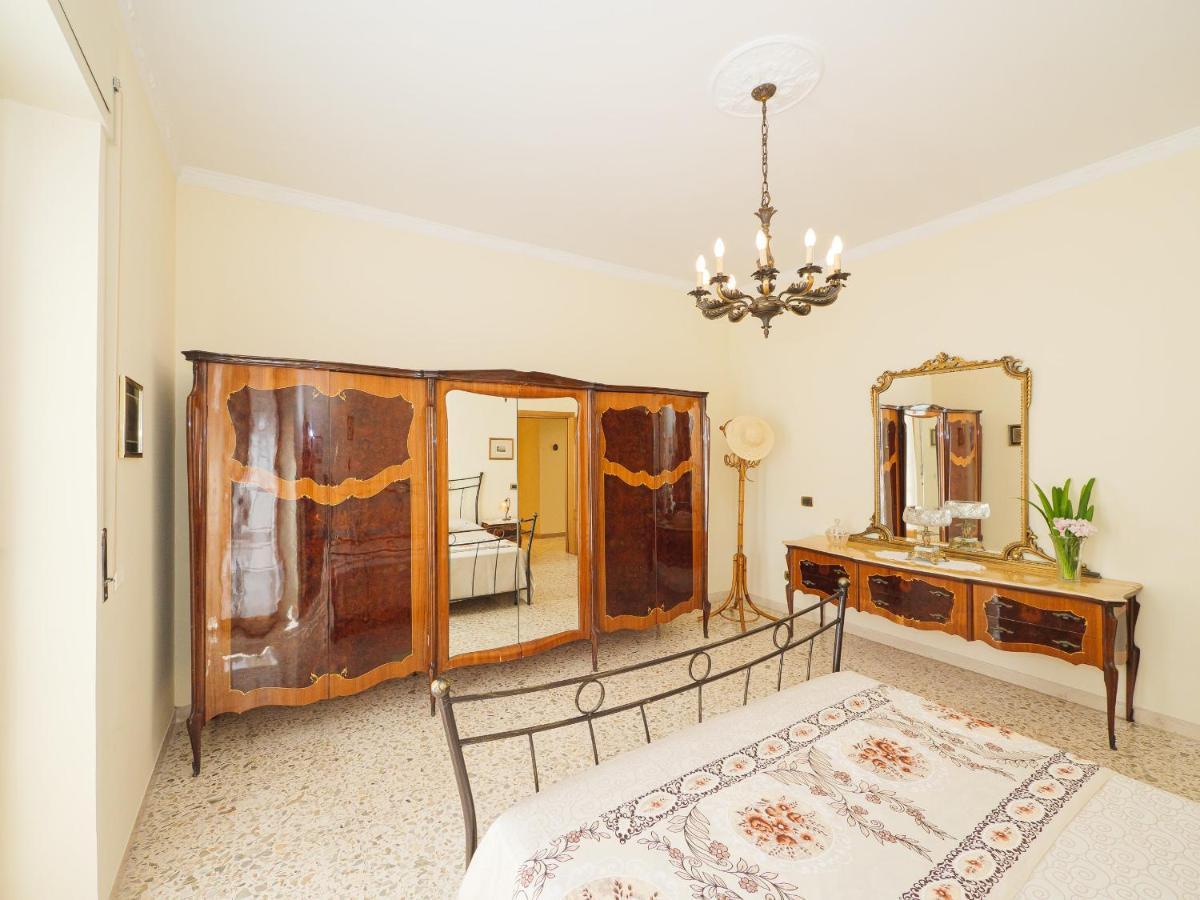 ARANCI 67 - convenient apartment in Sorrento centre Extérieur photo